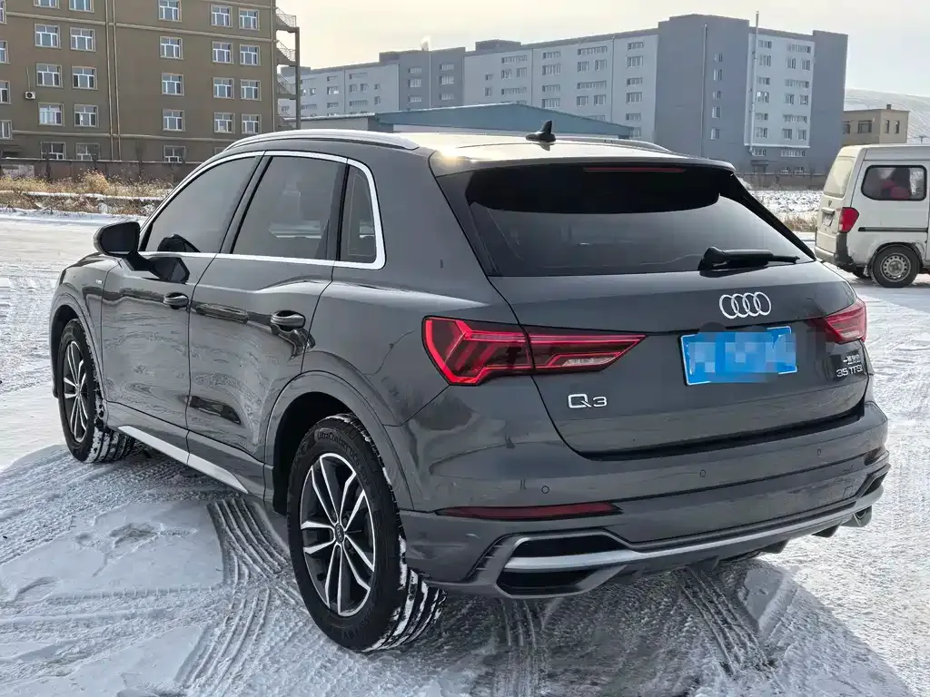 Audi Q3 2023 из CN, фото 9