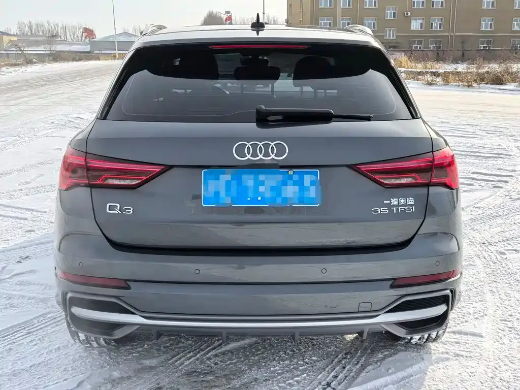 Audi Q3 2023 из CN, фото 5
