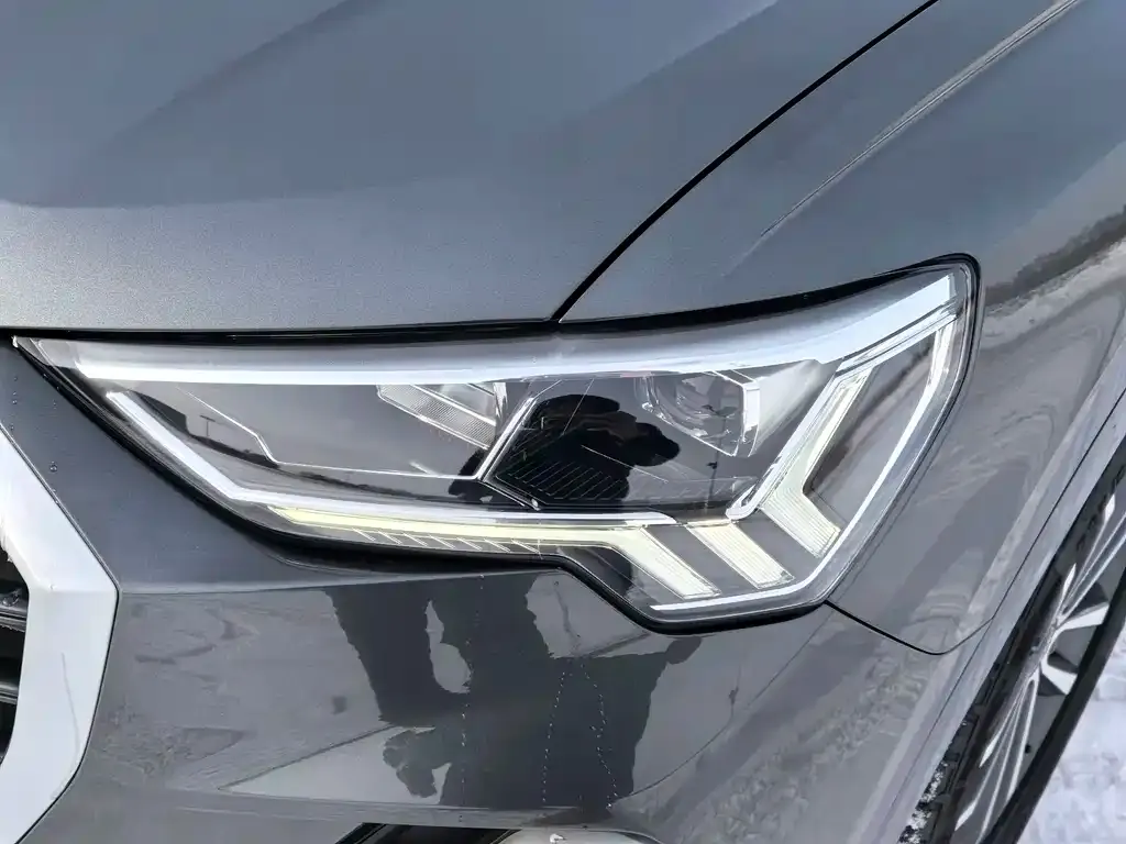 Audi Q3 2023 из CN, фото 2