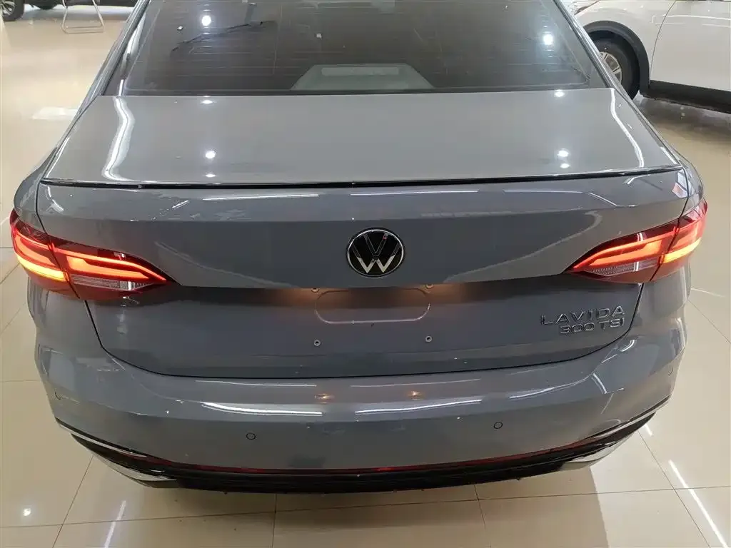 Volkswagen Lavida 2023 из CN, фото 6