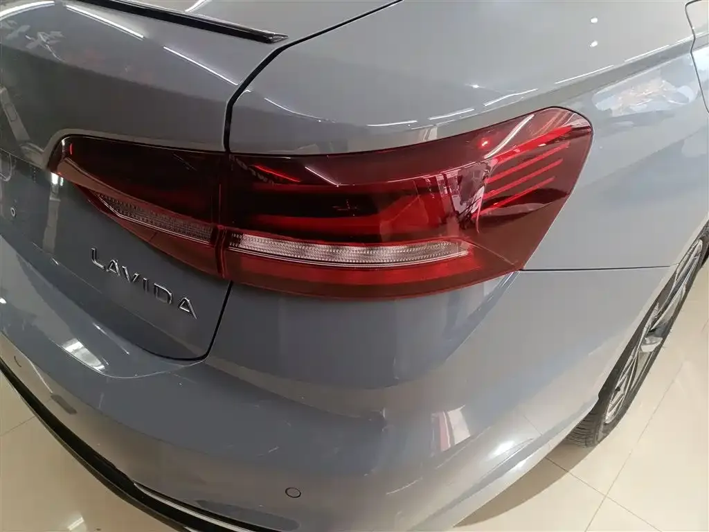 Volkswagen Lavida 2023 из CN, фото 8