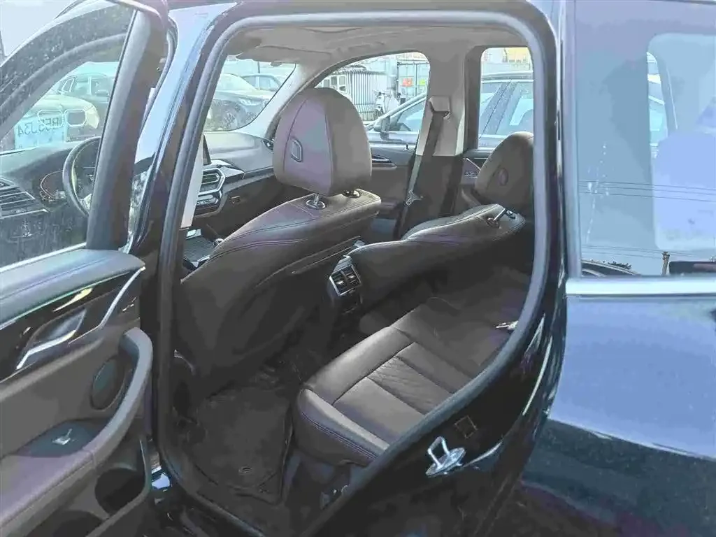 BMW X3 2024 из CN, фото 3
