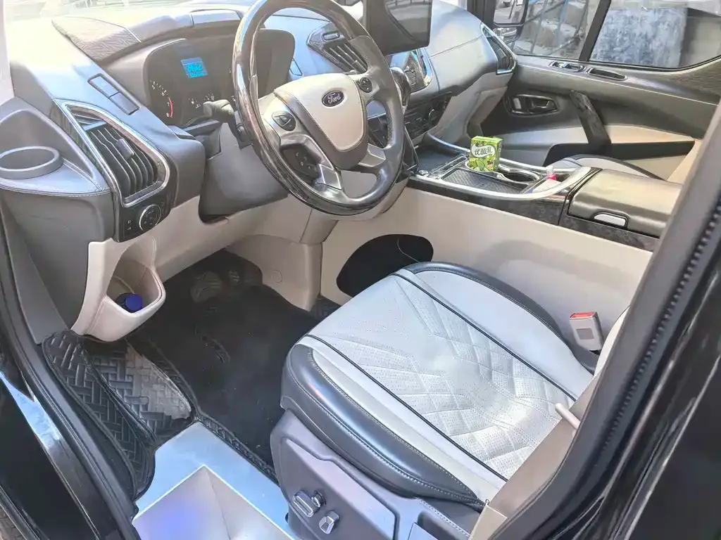 Ford Tourneo 2022 из CN, фото 3