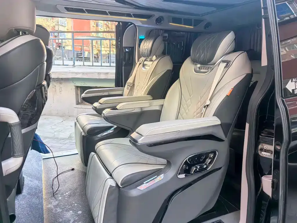 Ford Tourneo 2022 из CN, фото 4