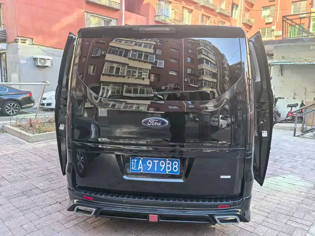 Ford Tourneo 2022 из CN, фото 5