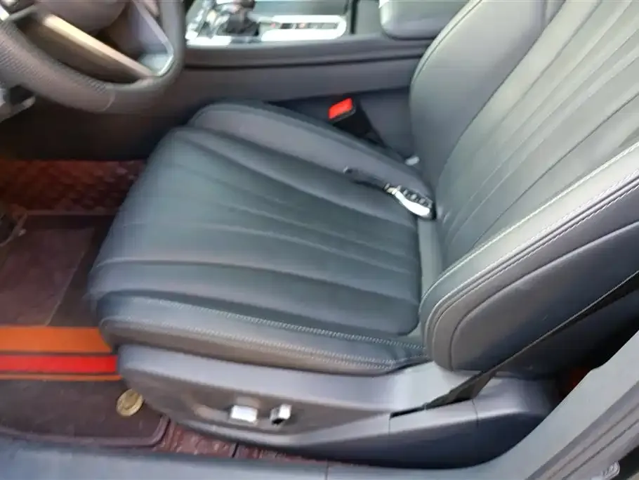 Hongqi H5 2024 из CN, фото 4