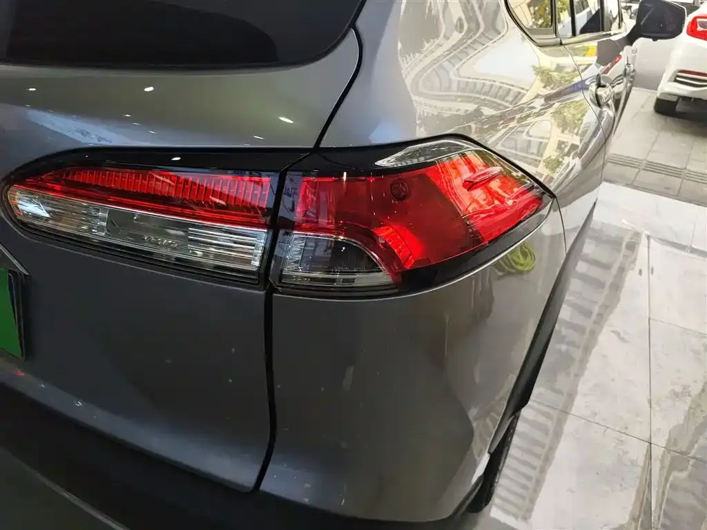 Toyota Corolla Cross 2022 из CN, фото 2