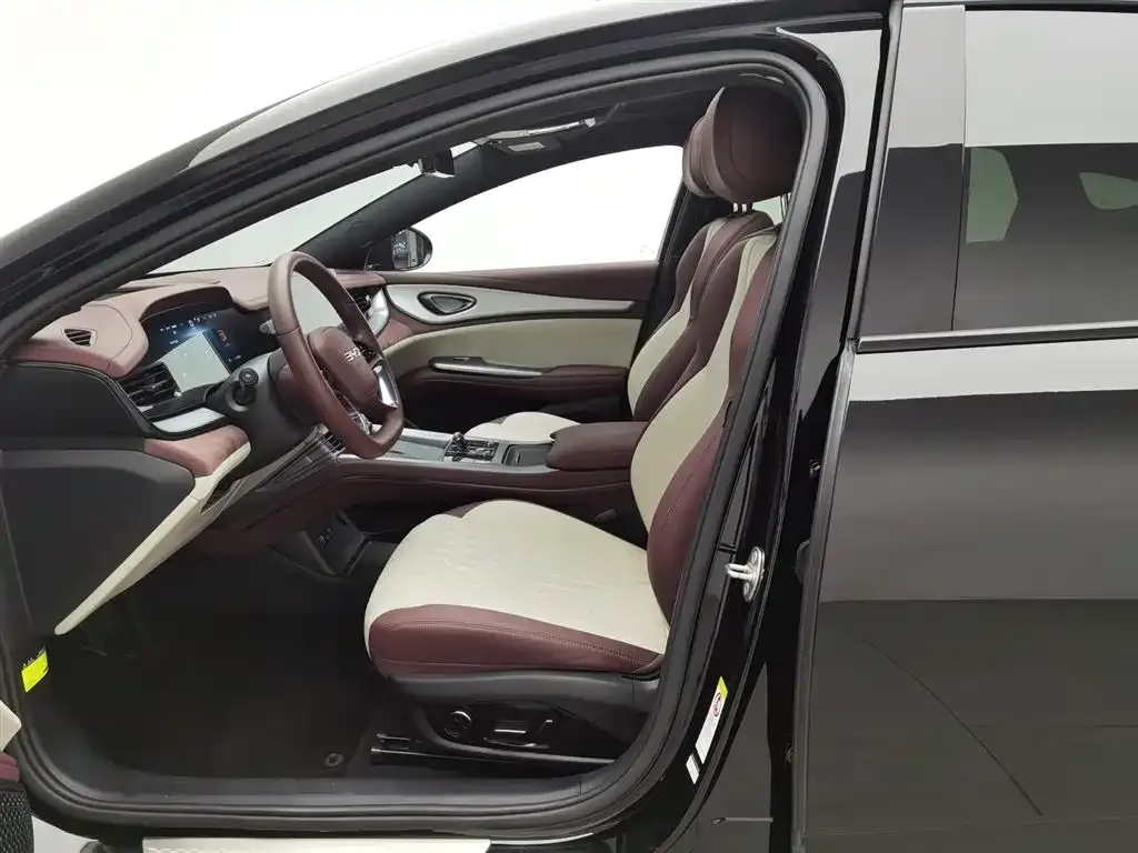 BYD Seal 07 DM-i 2024 из CN, фото 8