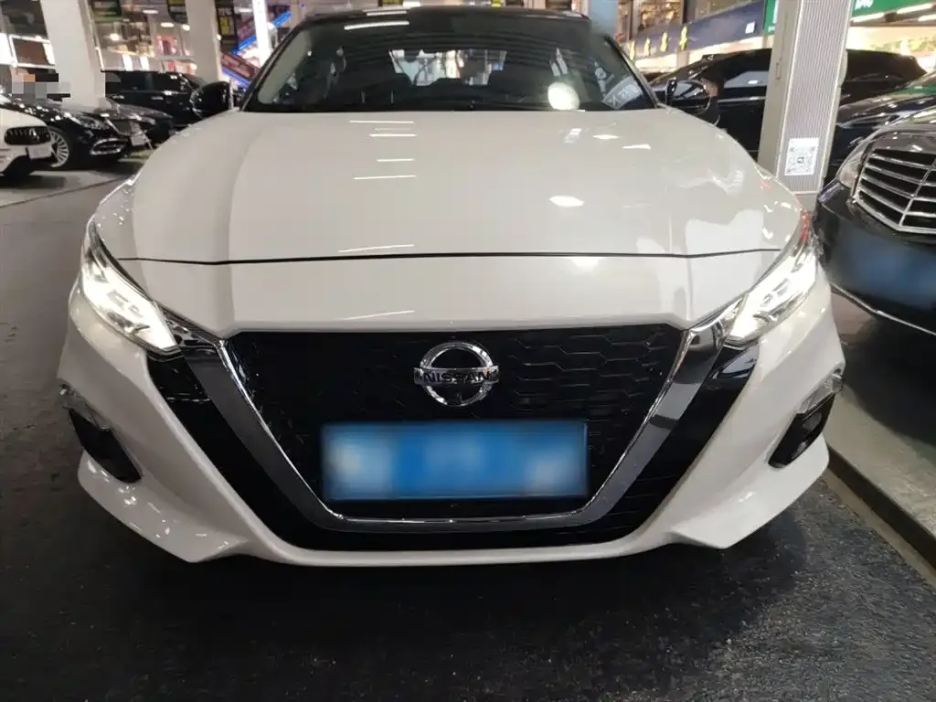Nissan Teana 2022 из CN, фото 3