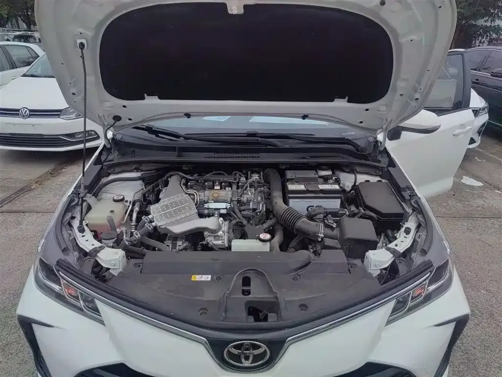Toyota Corolla 2023 из CN, фото 10