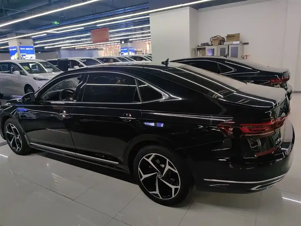 Volkswagen Passat 2024 из CN, фото 3