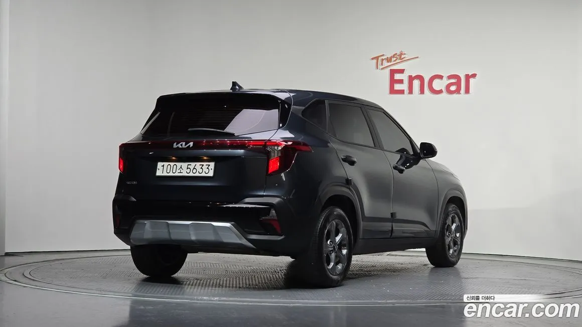 Kia Seltos 2023 из KR, фото 2