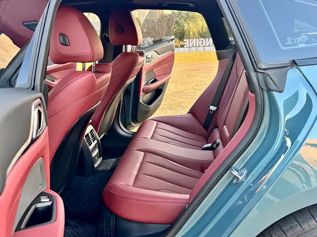BMW 4 Series 2025 из CN, фото 3