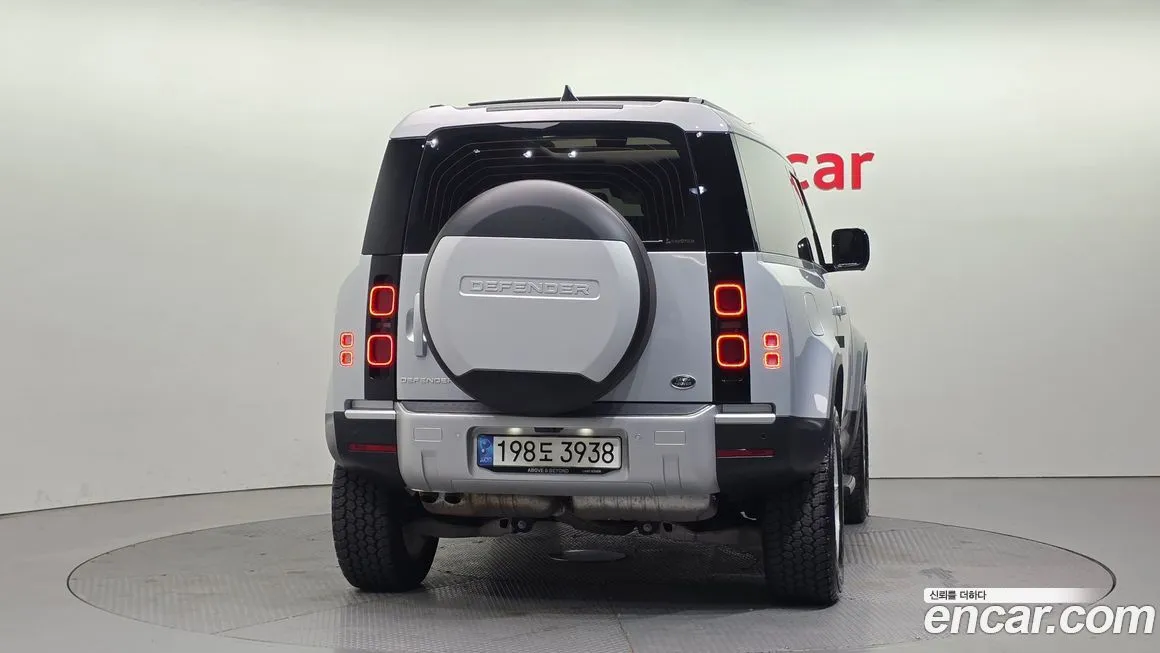Land Rover Defender 2023 из KR, фото 4