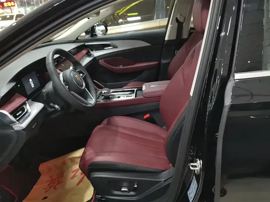 Hongqi H5 2025 из CN, фото 3