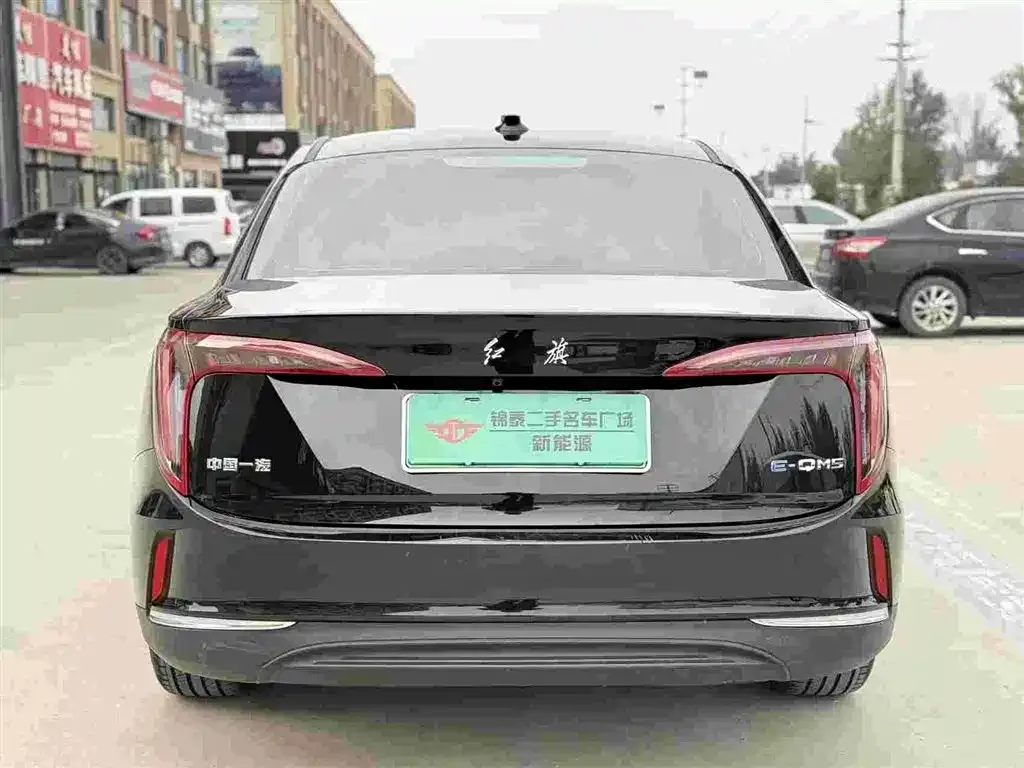 Hongqi E-QM5 2025 из CN, фото 10