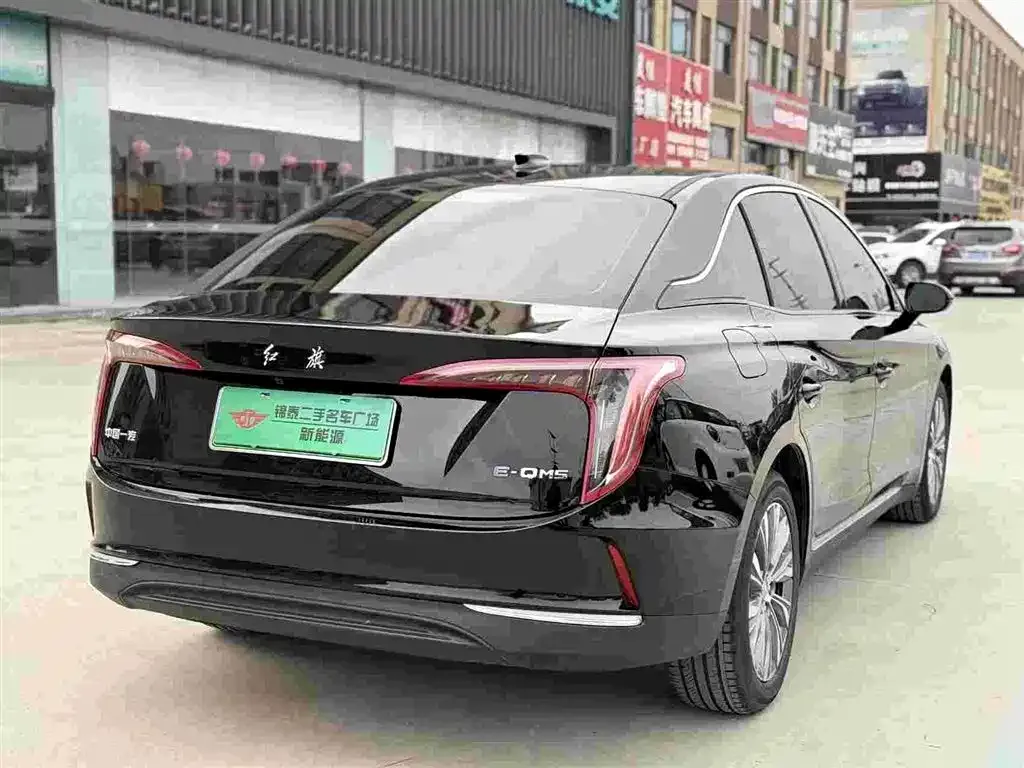 Hongqi E-QM5 2025 из CN, фото 9