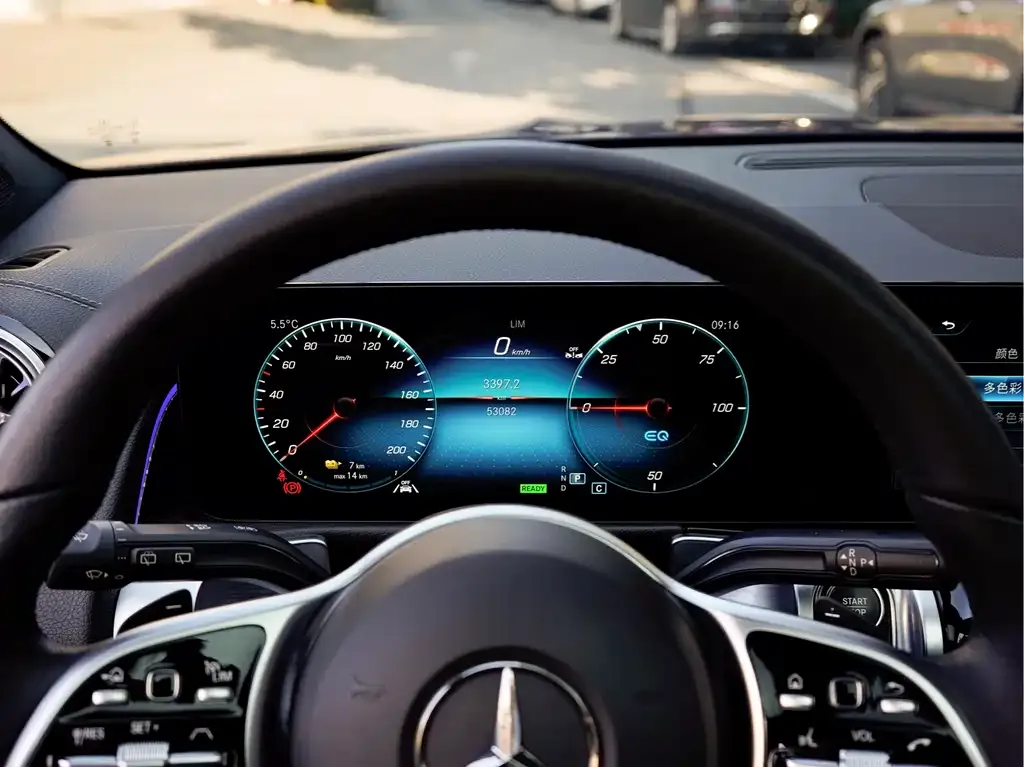 Mercedes-Benz EQB 2023 из CN, фото 3
