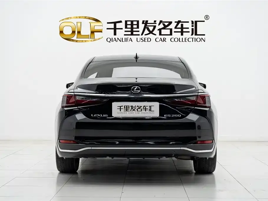 Lexus ES 2021 из CN, фото 3