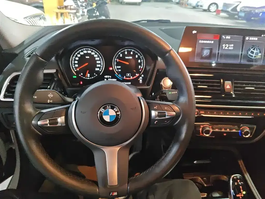 BMW 1 Series 2022 из CN, фото 10