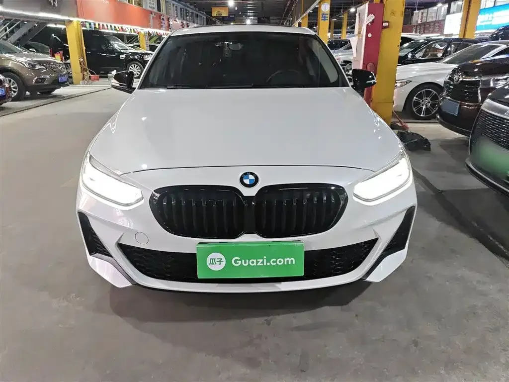 BMW 1 Series 2022 из CN, фото 3