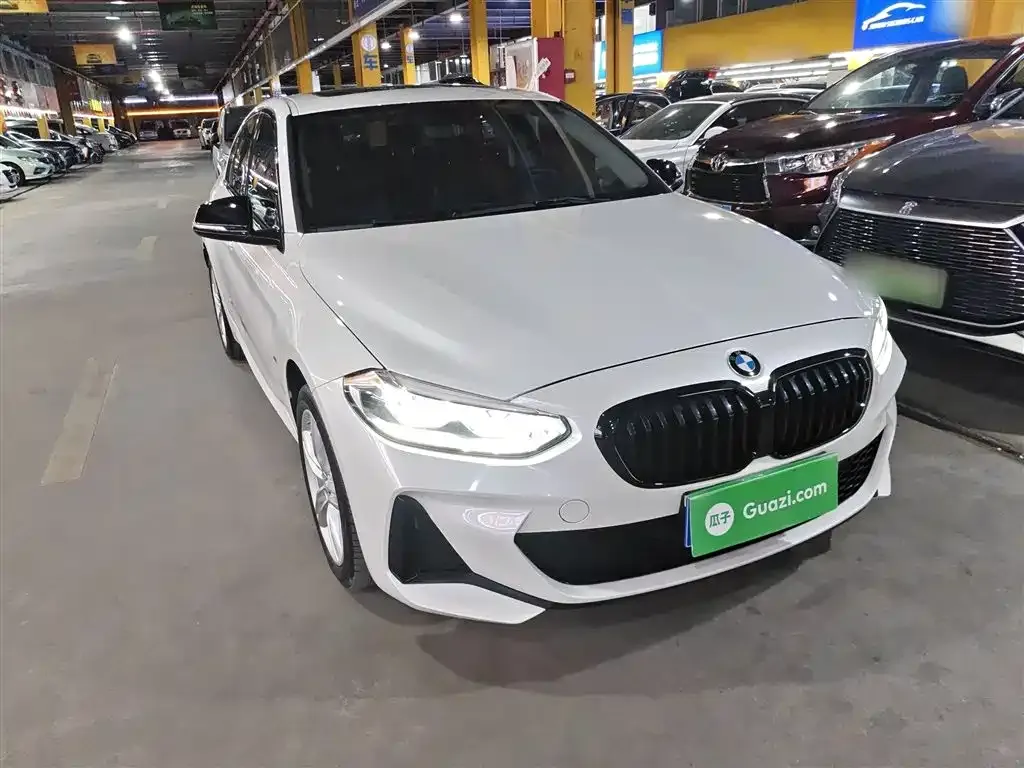 BMW 1 Series 2022 из CN, фото 4