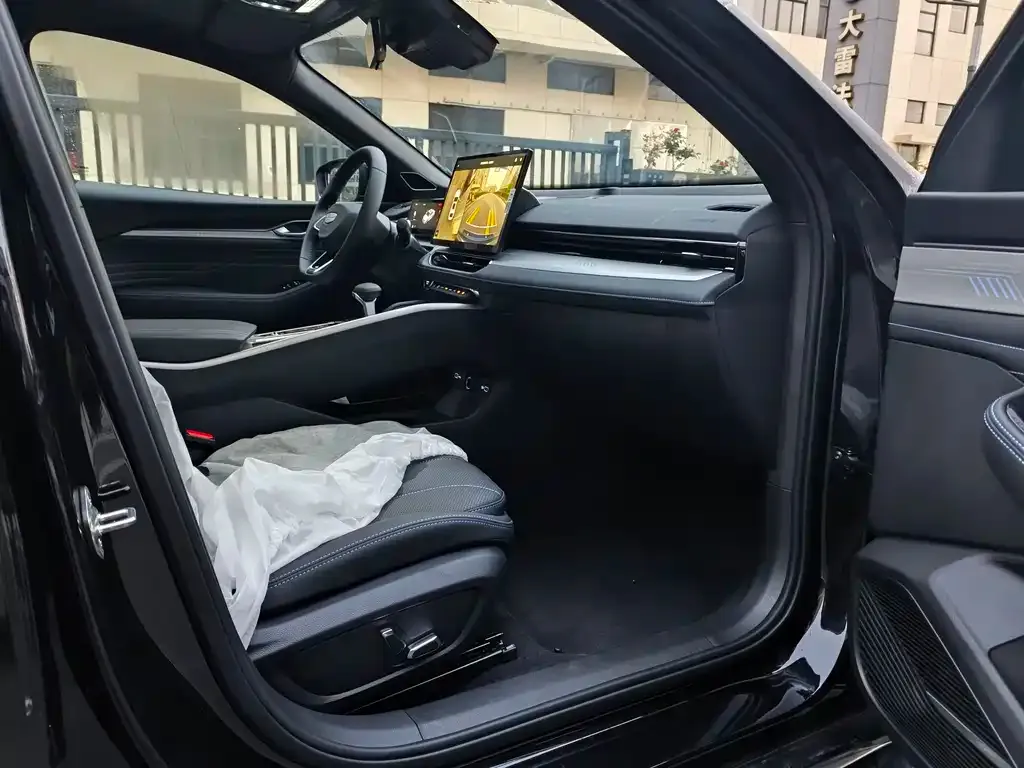 Geely Xingrui 2025 из CN, фото 10