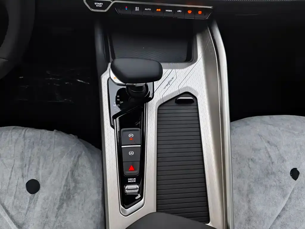Geely Xingrui 2025 из CN, фото 7