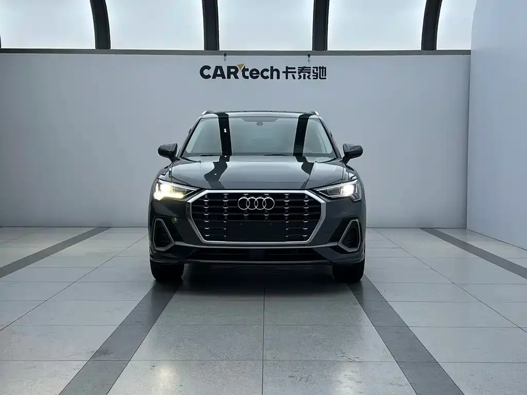 Audi Q3 2021 из CN, фото 2