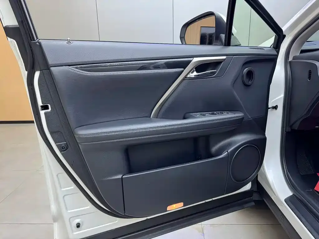 Lexus RX 2023 из CN, фото 9