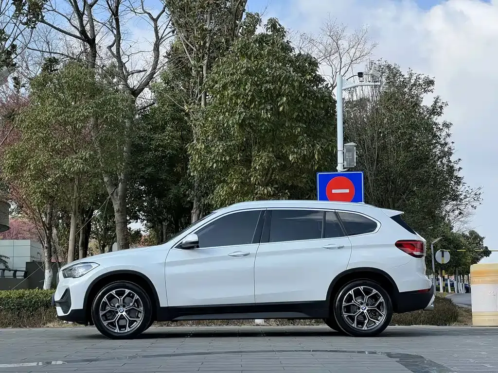 BMW X1 2022 из CN, фото 6
