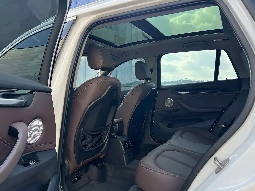 BMW X1 2022 из CN, фото 4