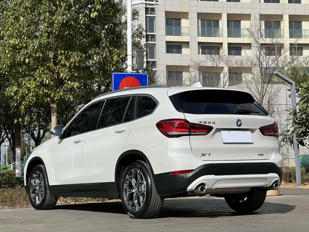 BMW X1 2022 из CN, фото 3