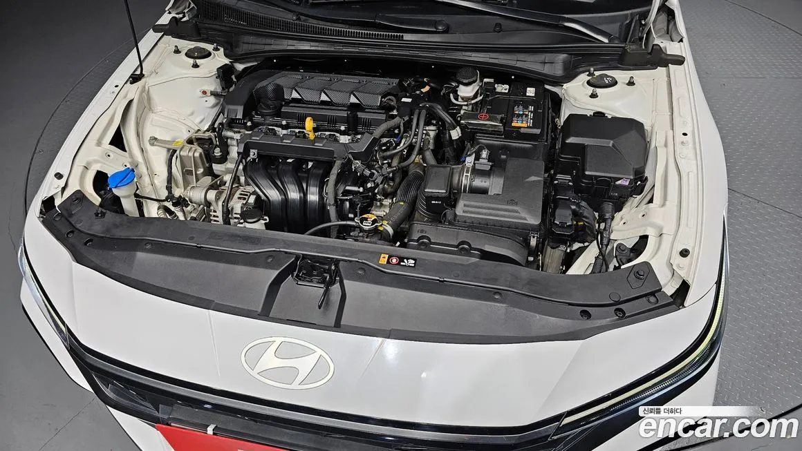 Hyundai AVANTE — фото 10