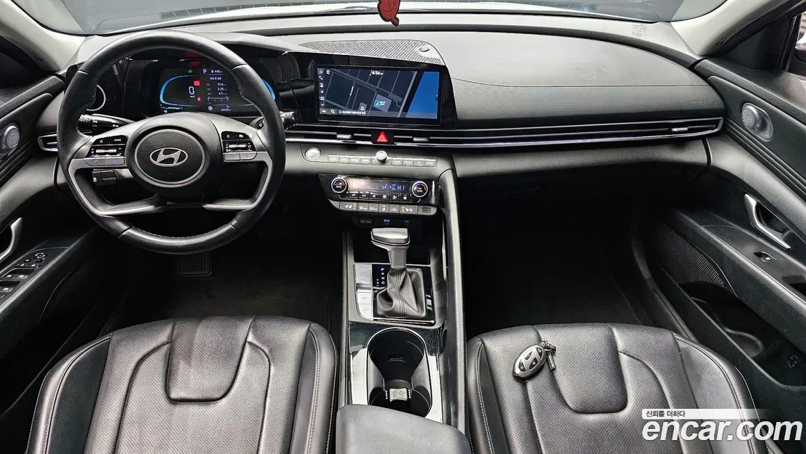 Hyundai AVANTE — фото 8