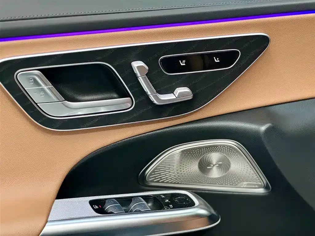 Mercedes-Benz E-Class 2024 из CN, фото 3