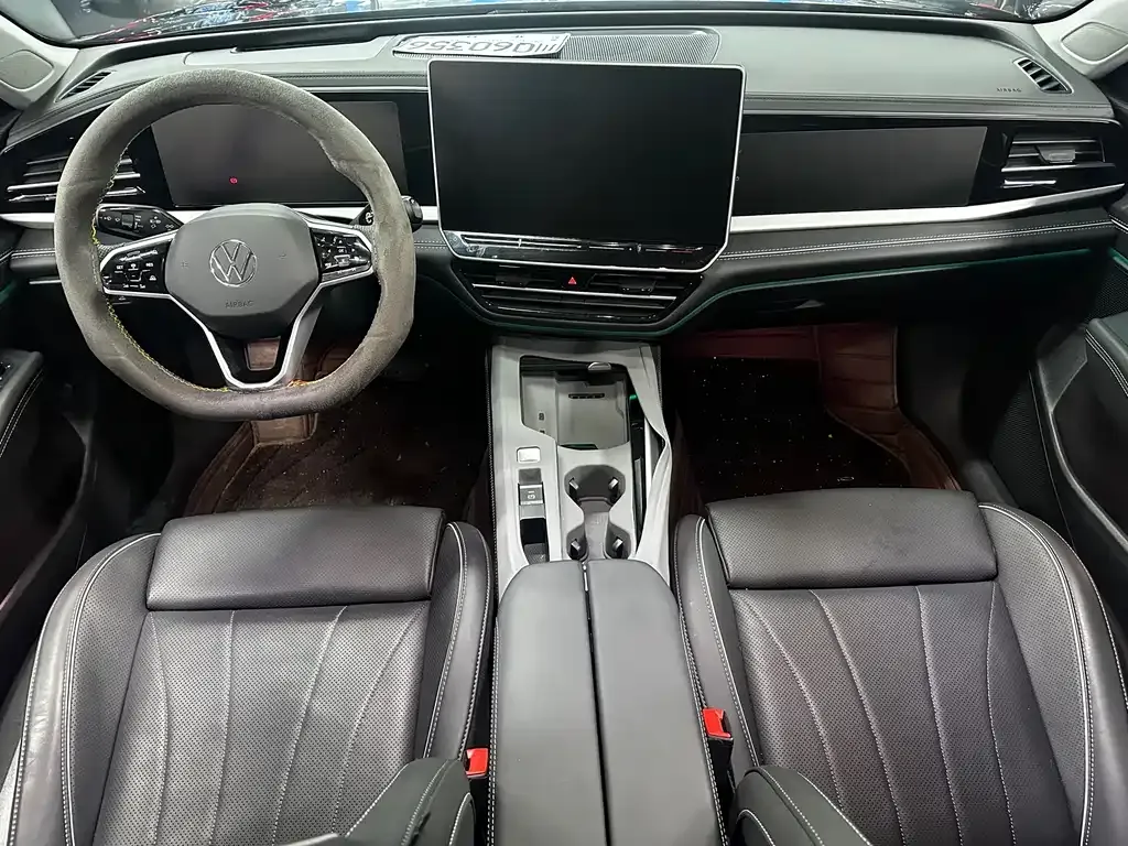 Volkswagen Passat 2024 из CN, фото 4