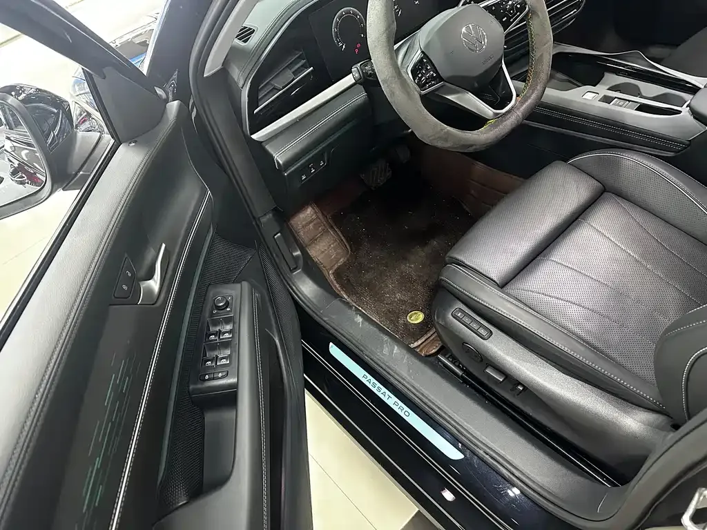 Volkswagen Passat 2024 из CN, фото 6