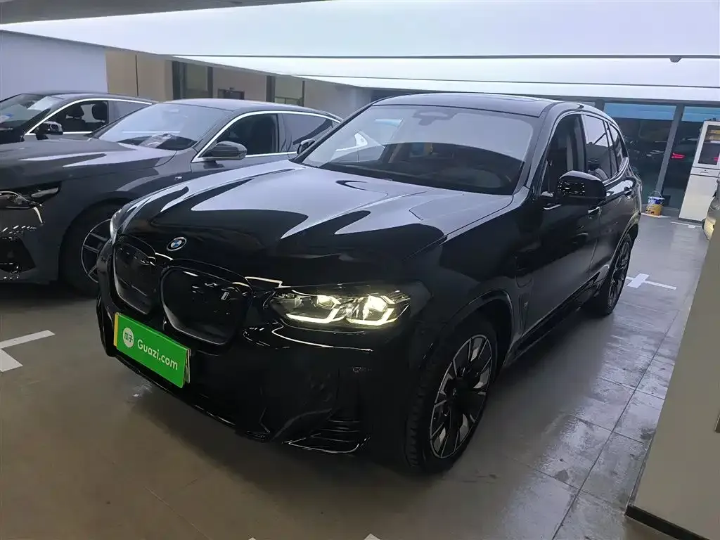 BMW iX3 2024 из CN, фото 9