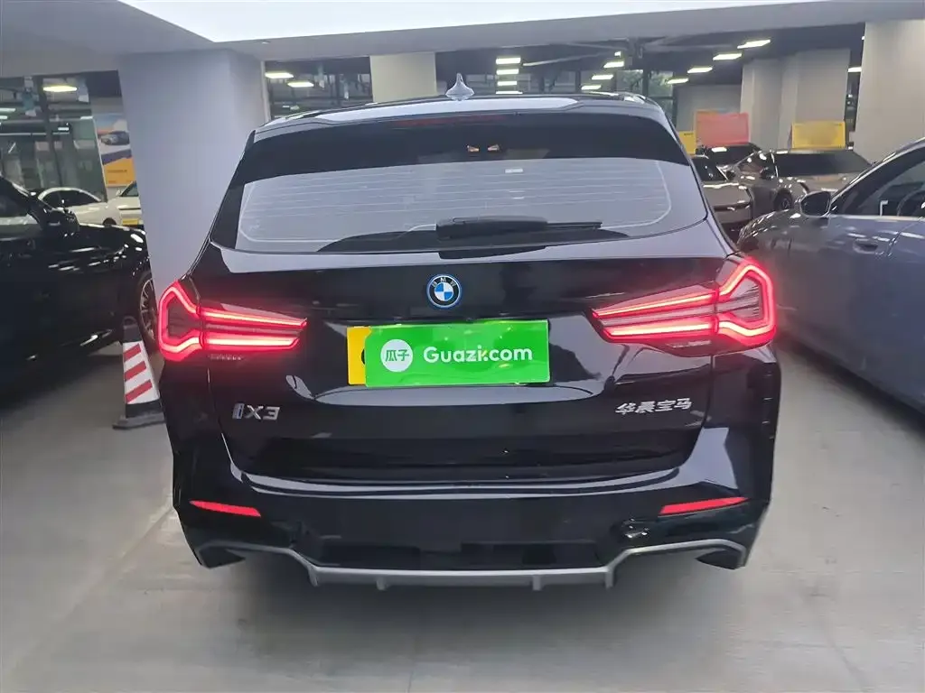 BMW iX3 2024 из CN, фото 6