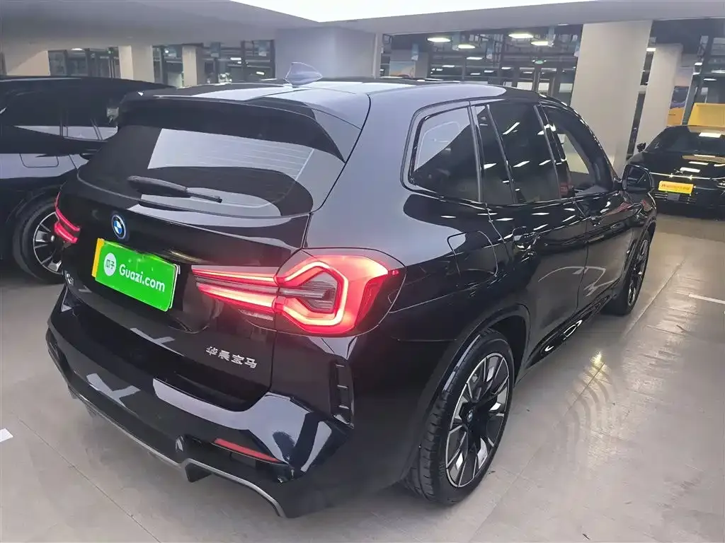 BMW iX3 2024 из CN, фото 4