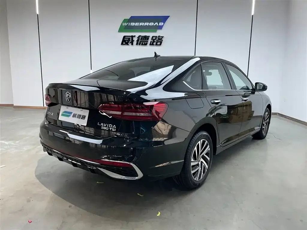 Volkswagen Lavida 2023 из CN, фото 5