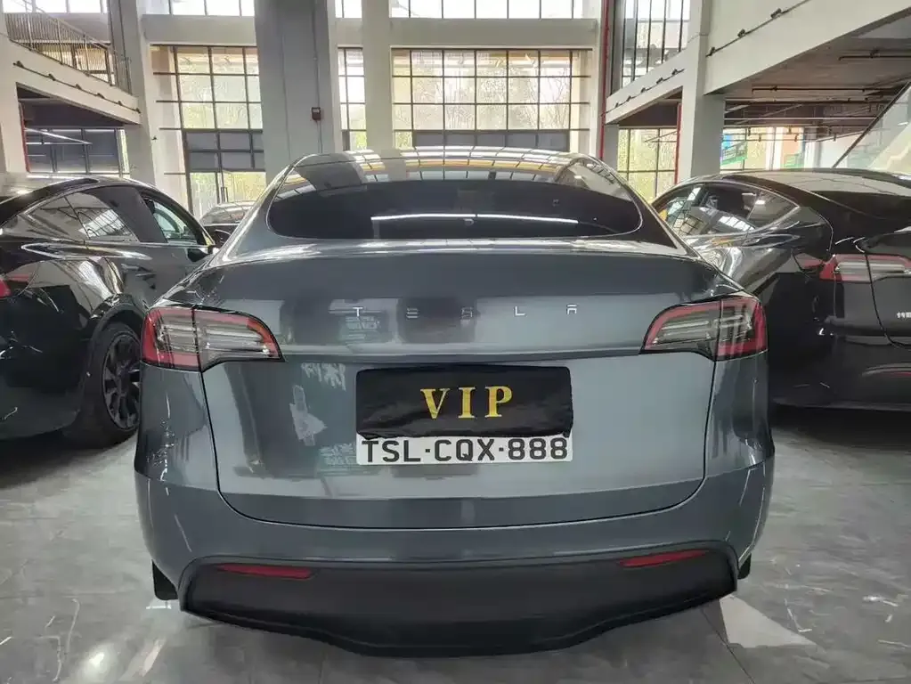 Tesla Model Y 2023 из CN, фото 9