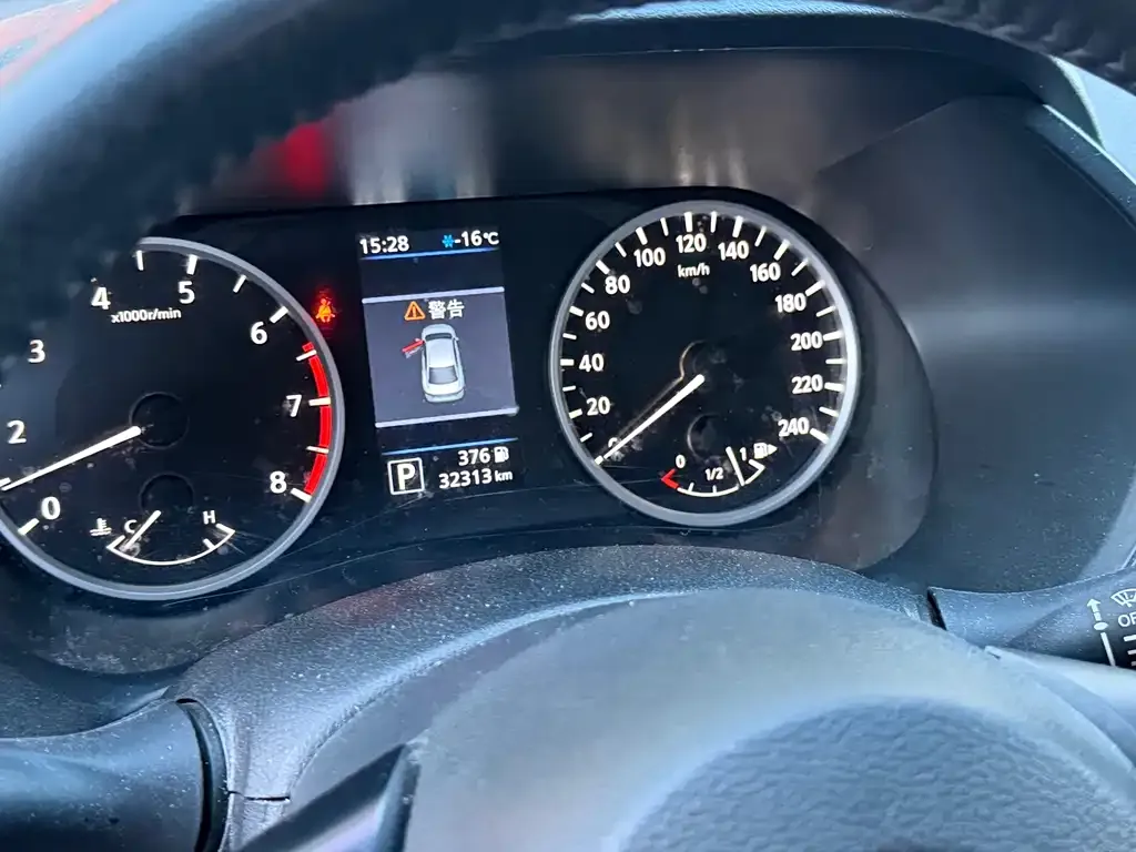 Nissan Sylphy 2022 из CN, фото 2