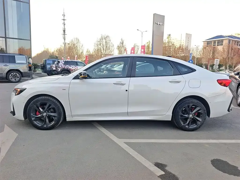 Buick Verano 2024 из CN, фото 3