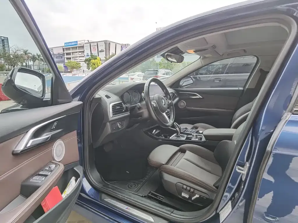 BMW 1 Series 2021 из CN, фото 6