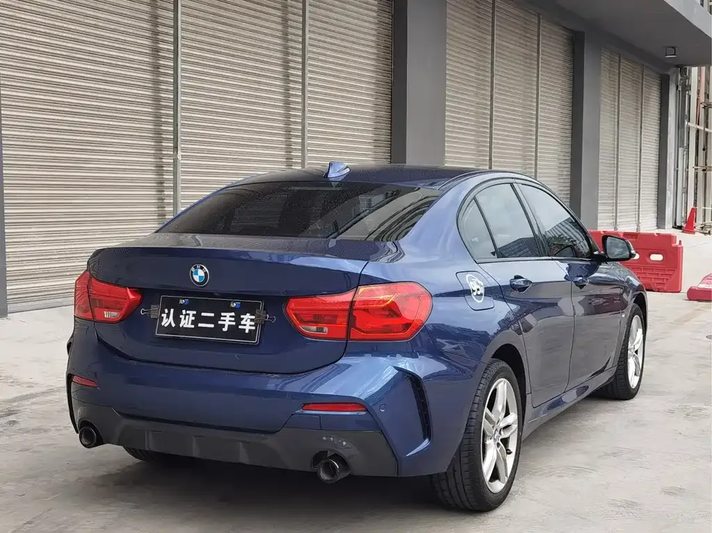 BMW 1 Series 2021 из CN, фото 3