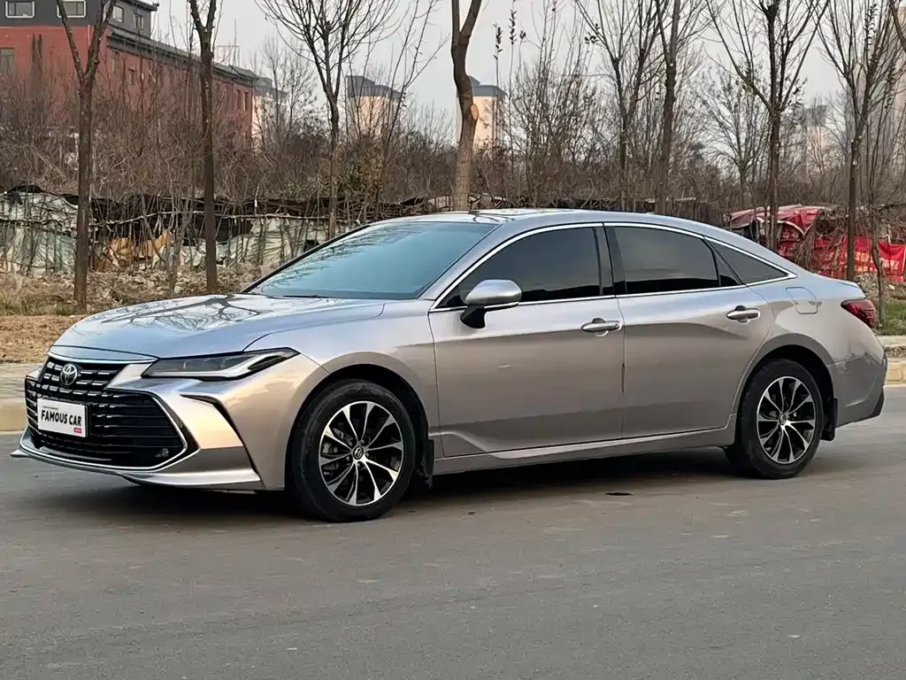 Toyota Avalon 2022 из CN, фото 1