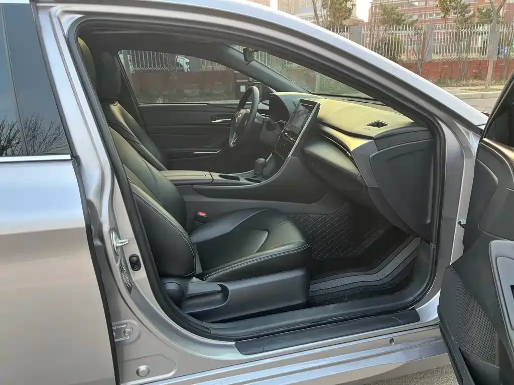 Toyota Avalon 2022 из CN, фото 8