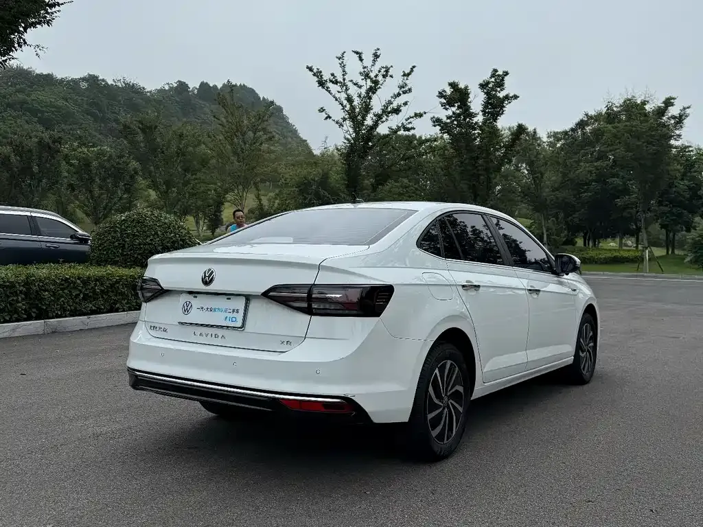 Volkswagen Lavida 2024 из CN, фото 3